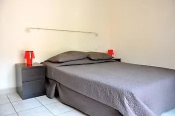 Hotel Maora Village