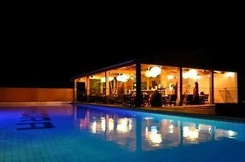 Maora Village *